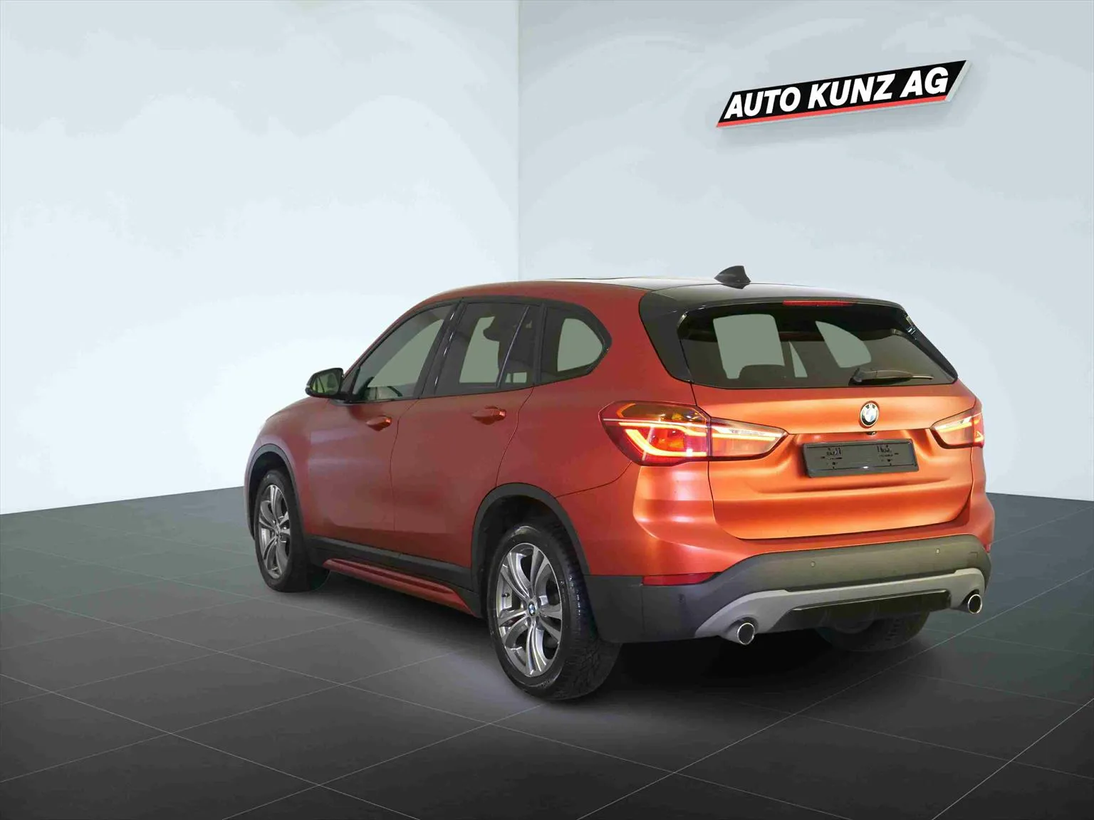 BMW X1 xDrive 25d Sport Line  Image 2