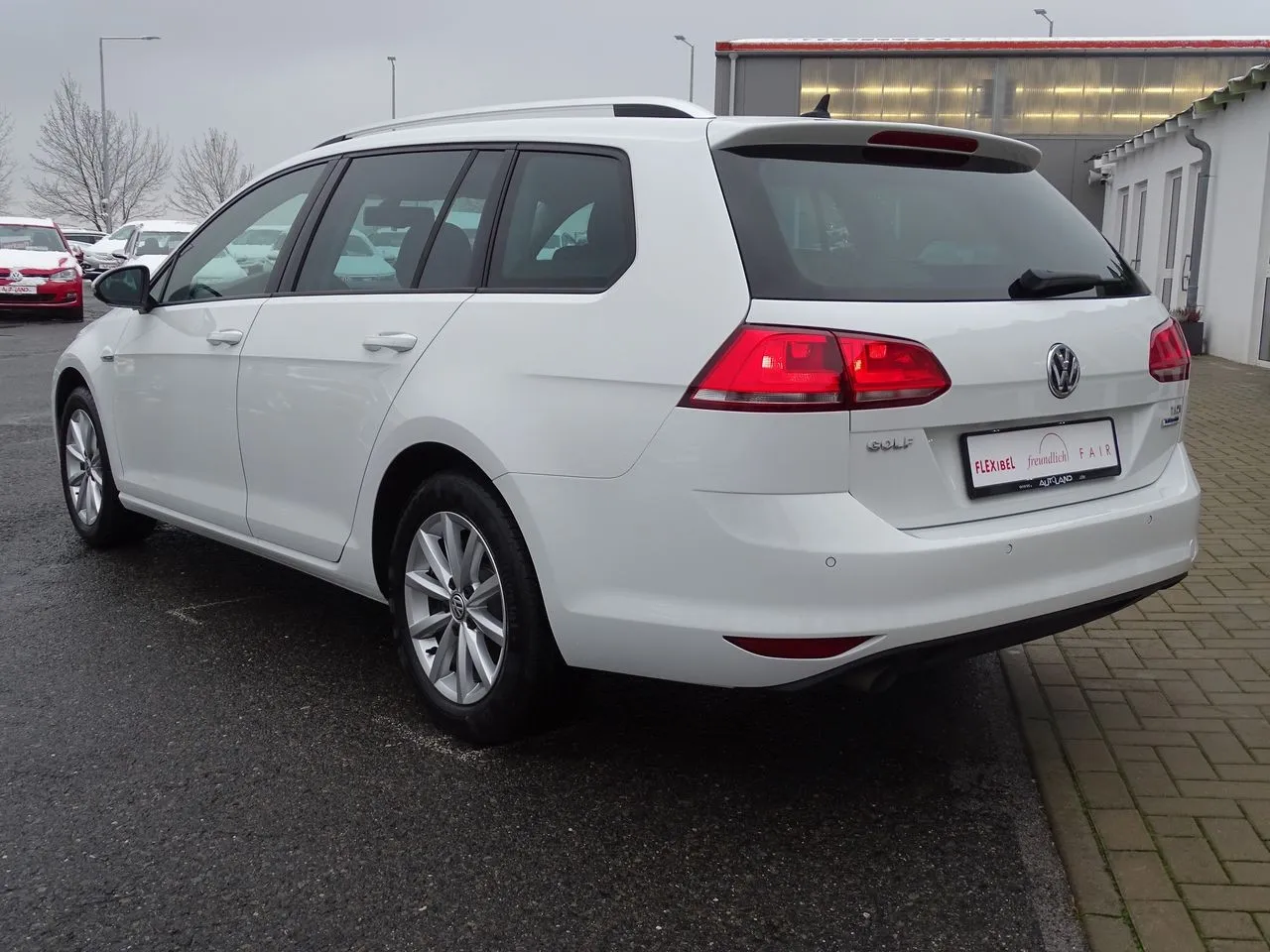 Volkswagen Golf VII Variant 1.6 TDI Lounge...  Image 2