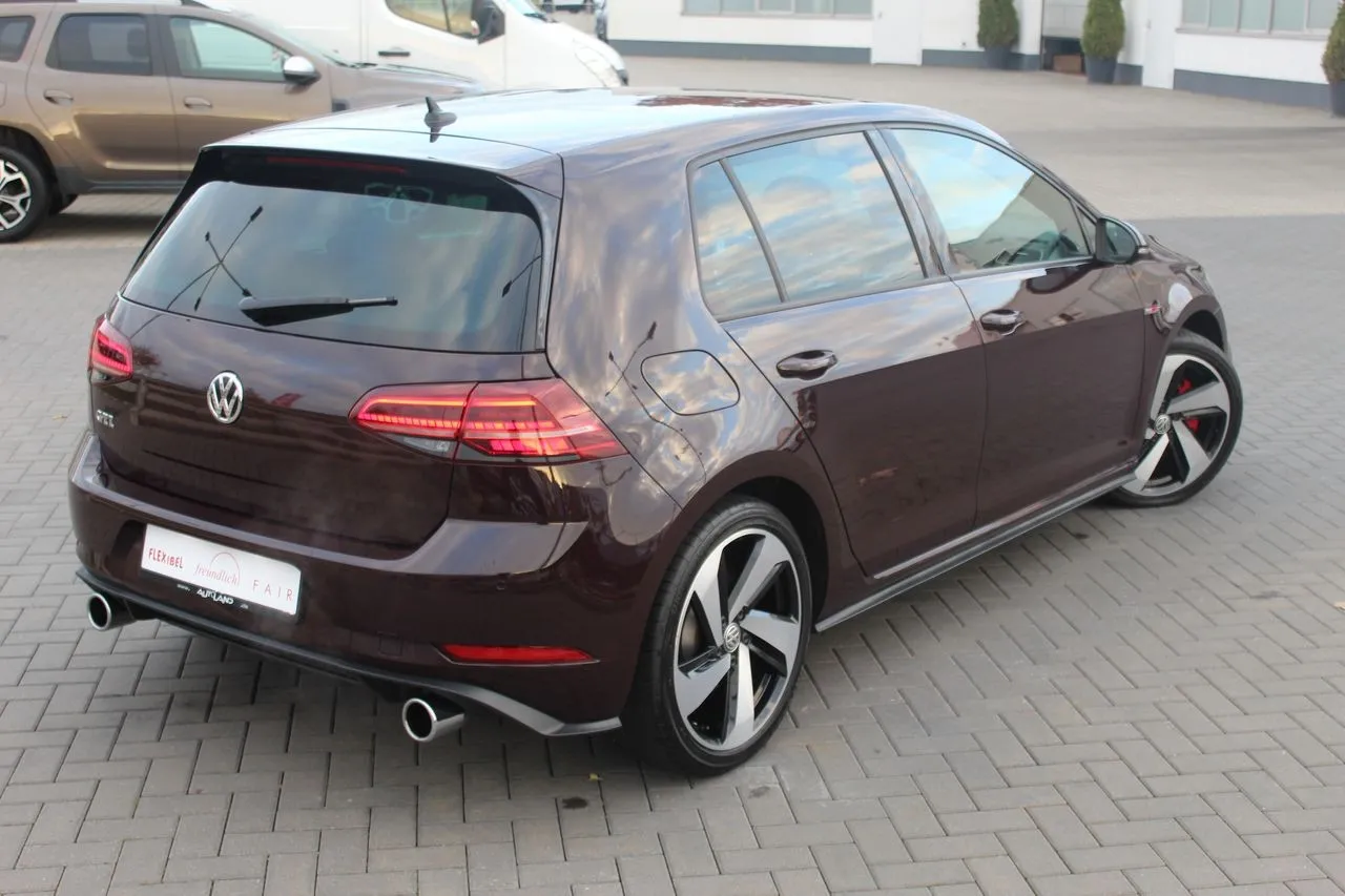 Volkswagen Golf VII 2.0 TSI GTI BlackRubin...  Image 4