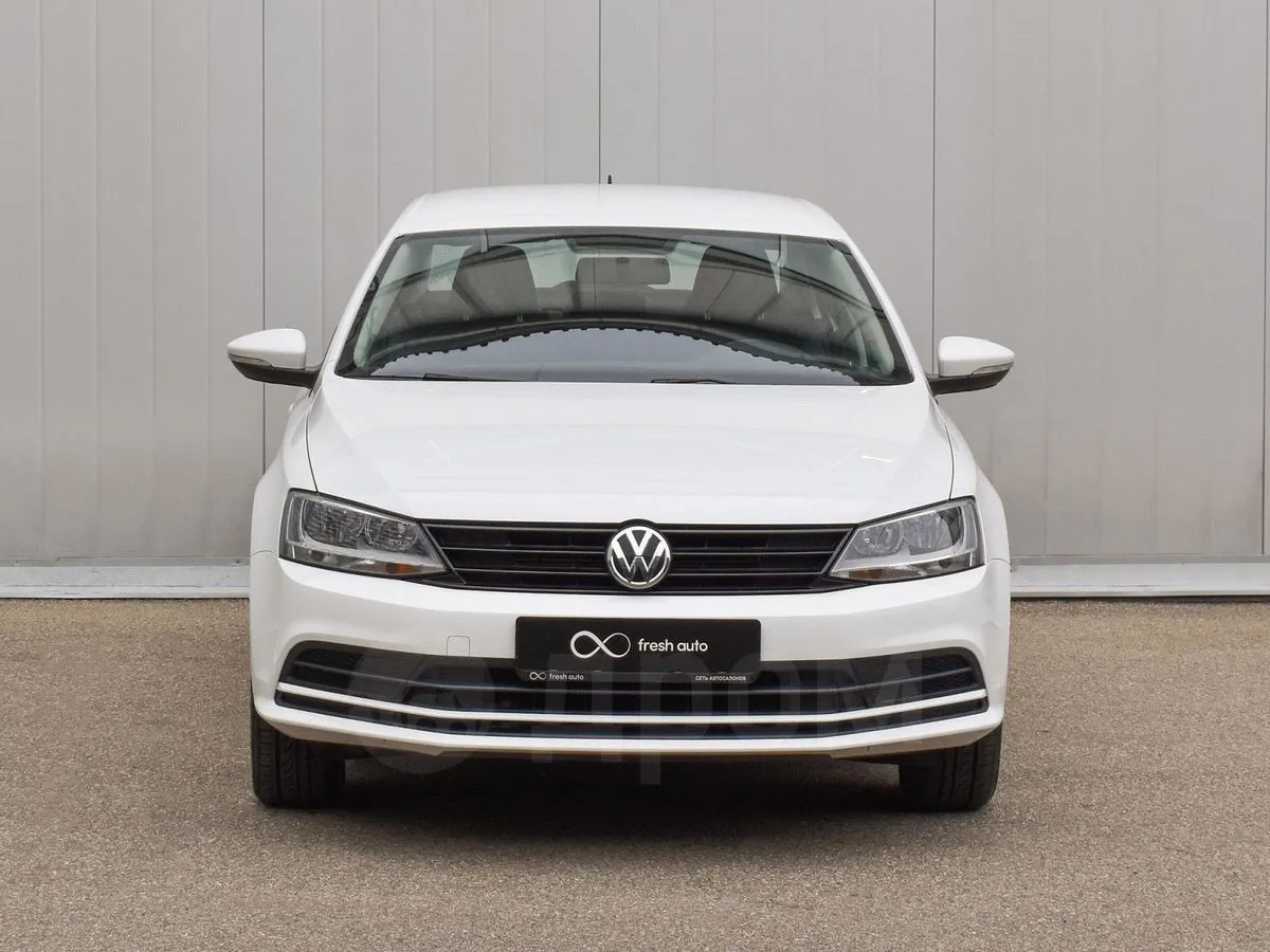 Volkswagen Jetta Image 7